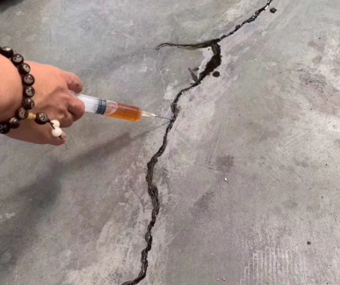 四会混凝土裂缝修补技术详解​